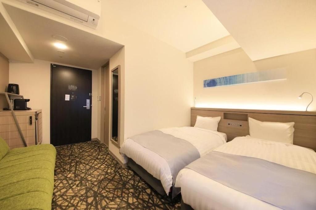 S-Peria Inn Osaka Hommachi Екстериор снимка